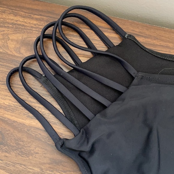 Cute Swimsuit bottoms - Picture 3 of 3